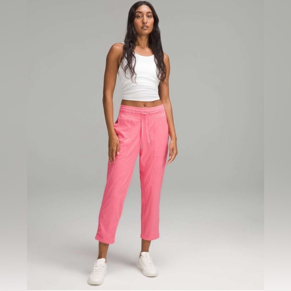 Lululemon Dance Studio Mid-Rise Cropped Pant
Sakura Pink, Size 14 - Picture 3 of 9